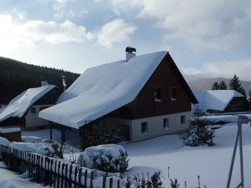 Penzion U Javoru pod sněhem